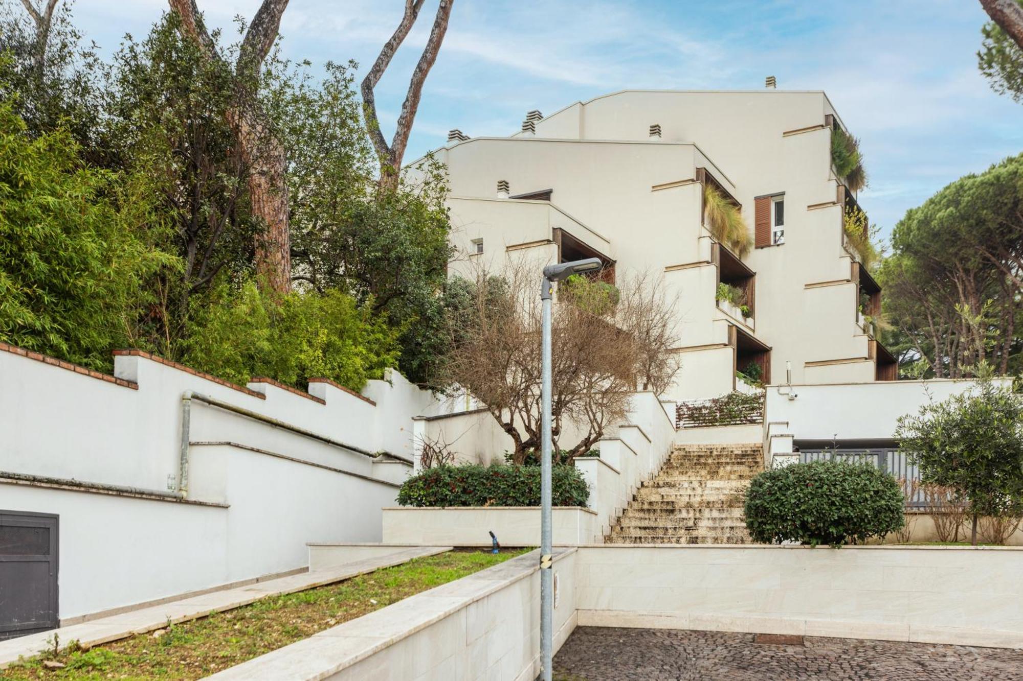 The Poolside House - New 2 Bedroom With Terrace Apartamento *