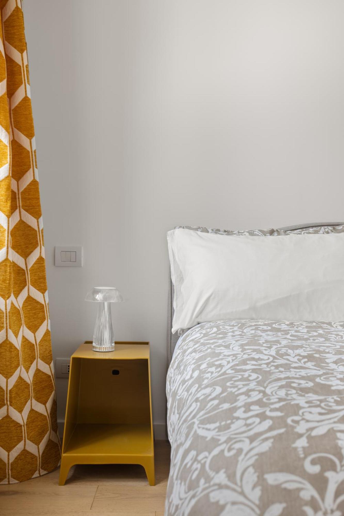 The Poolside House - New 2 Bedroom With Terrace Apartamento *